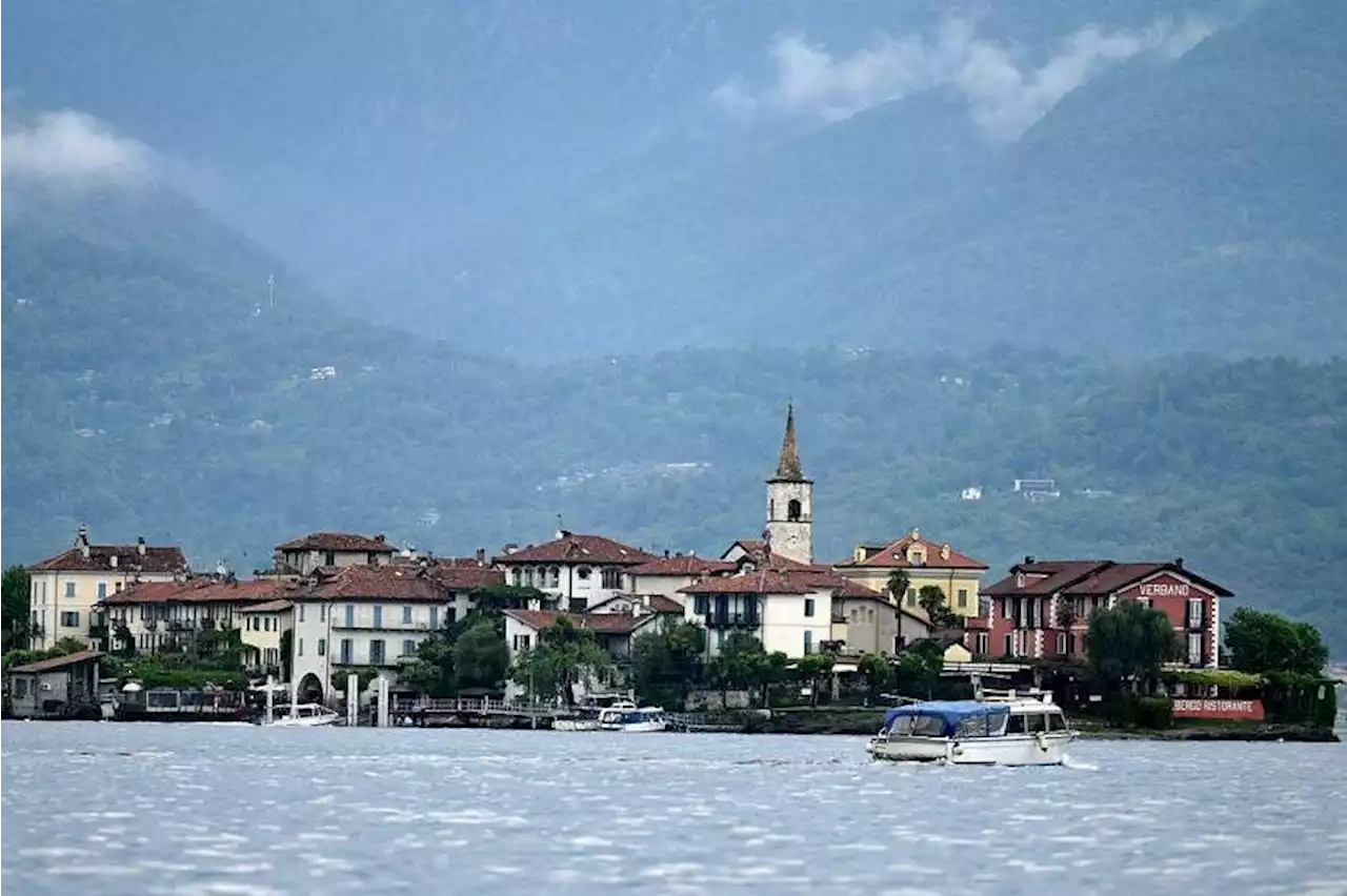 People feared missing after Lake Maggiore boat accident