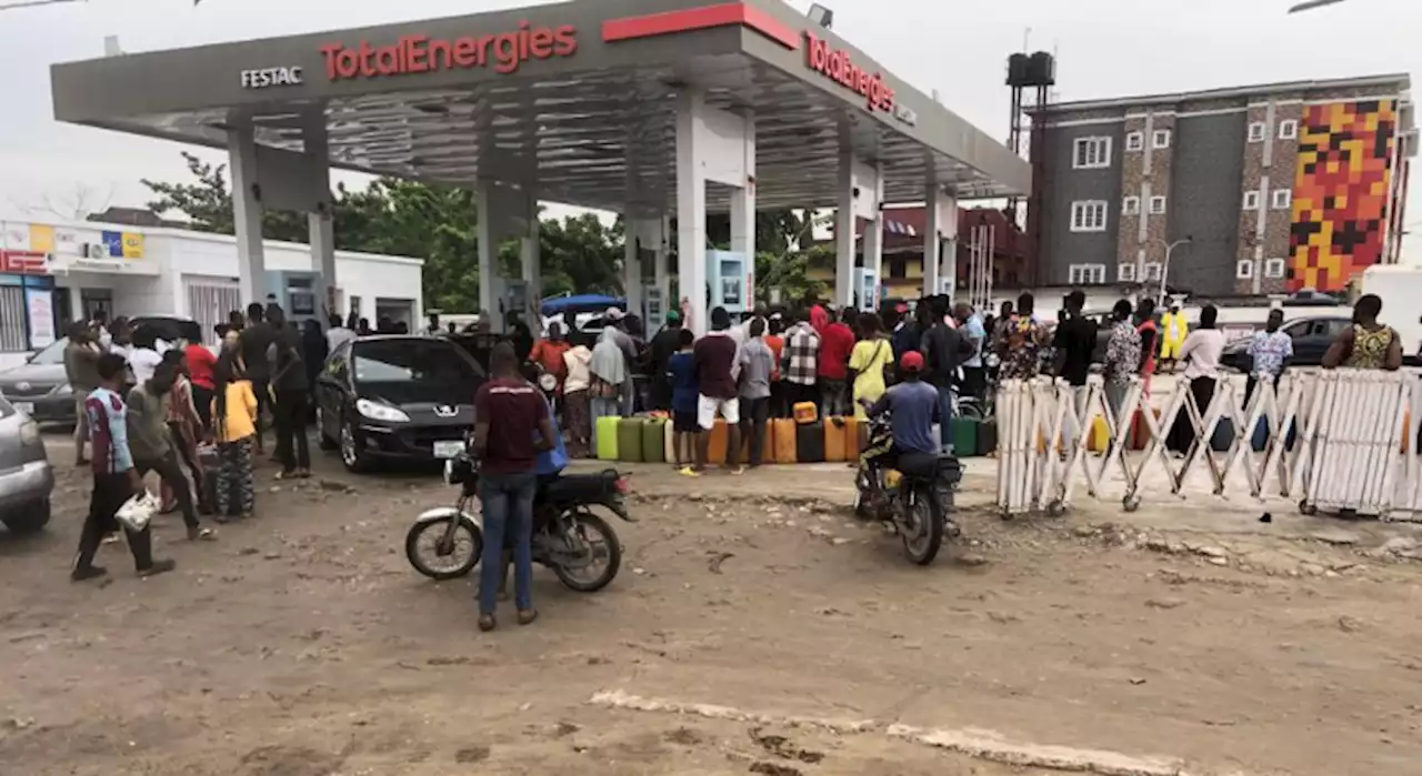 PHOTOS: Queues return to Lagos, Abuja after Tinubu's petrol subsidy removal speech | TheCable