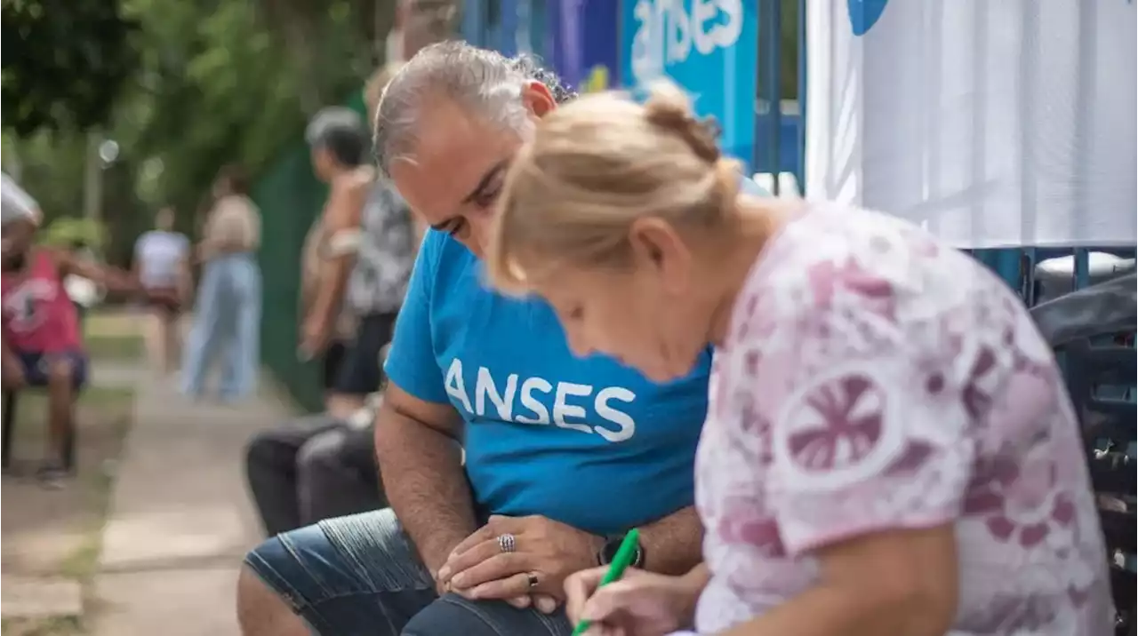 Oficializaron el bono para jubilados y pensionados Anses que cobran el haber mínimo