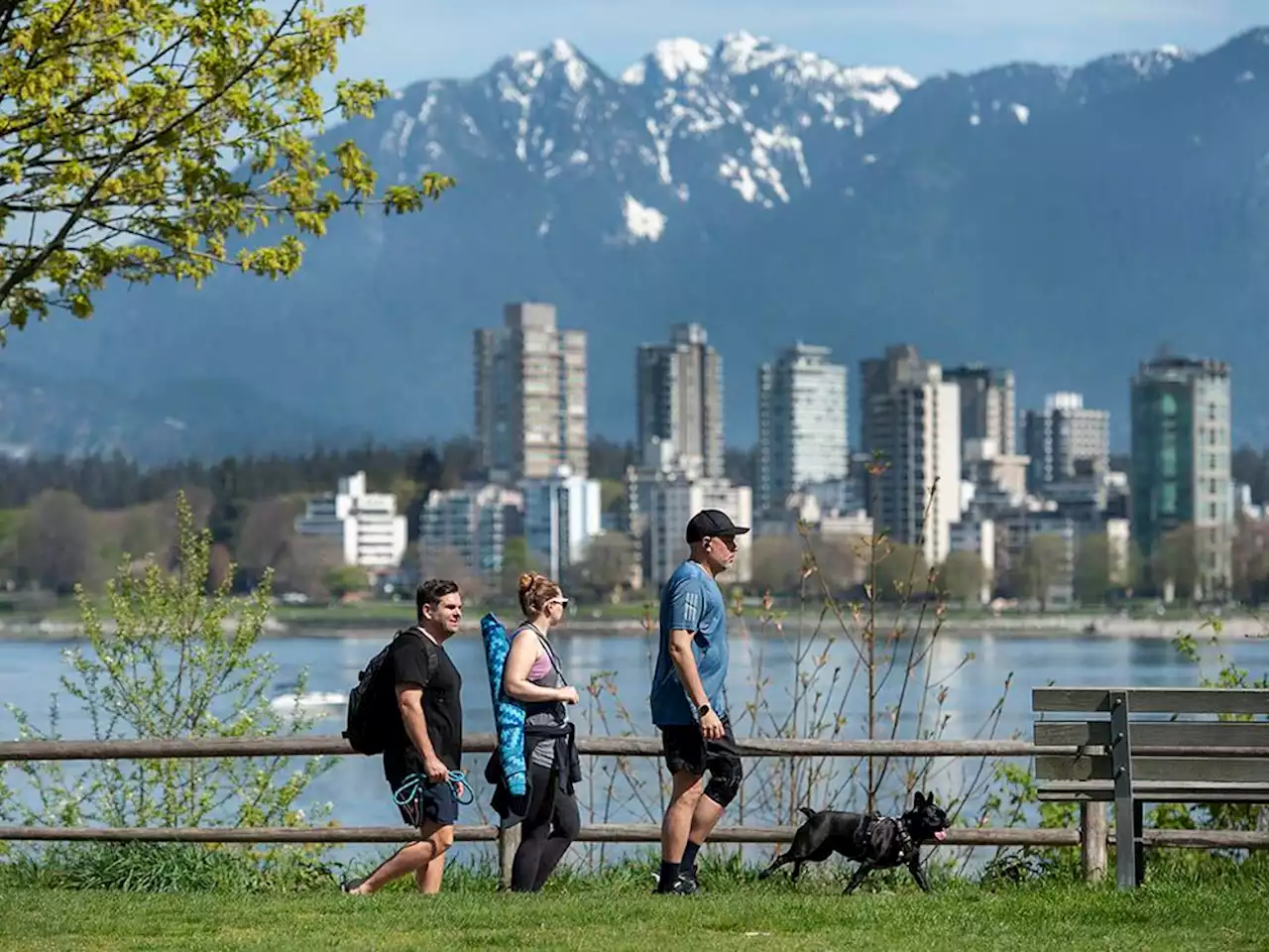 Vancouver weather: Mix of sun and cloud and a bit breezy