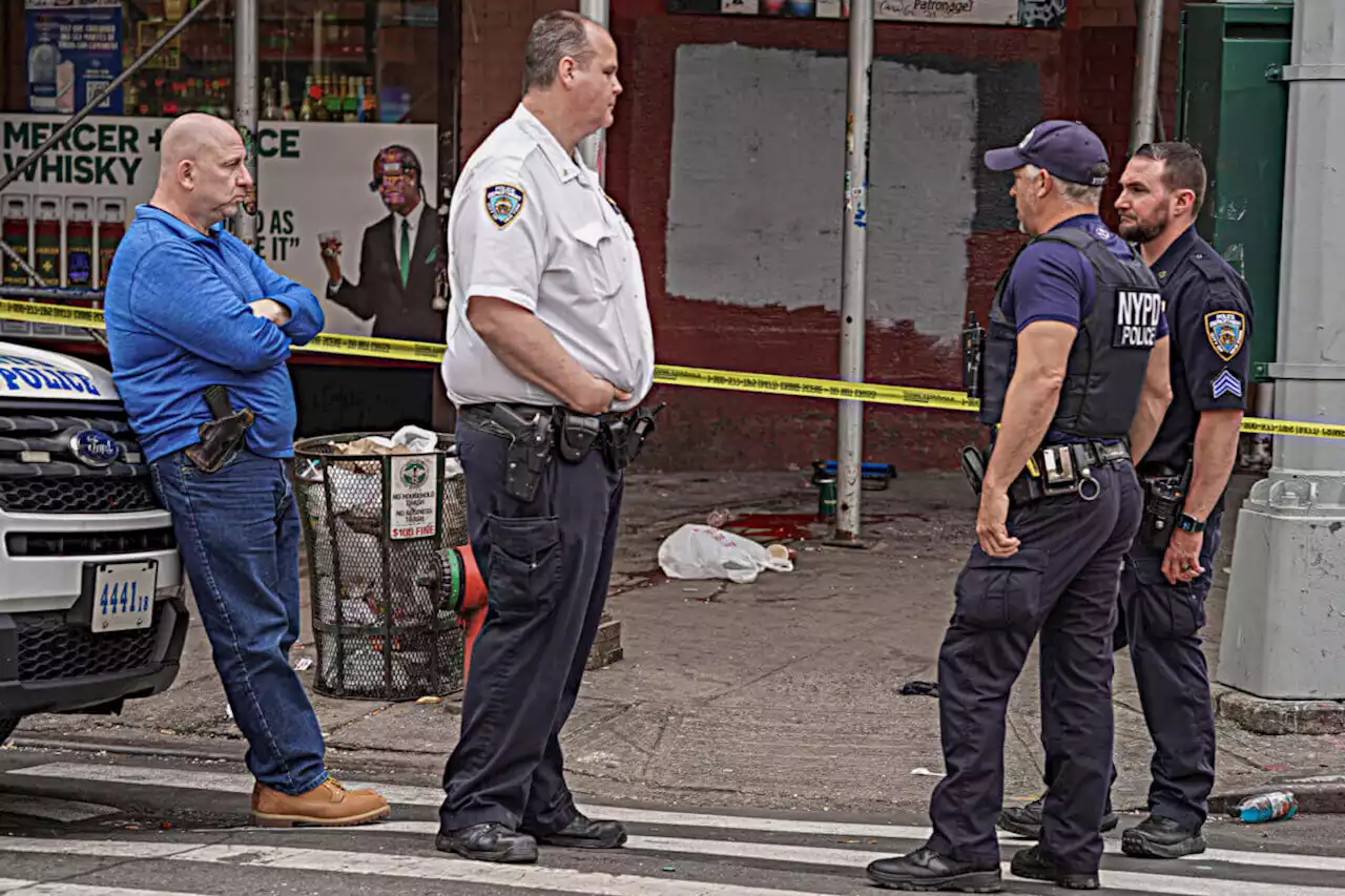 Pair arrested in connection to fatal shooting outside Harlem liquor store | amNewYork