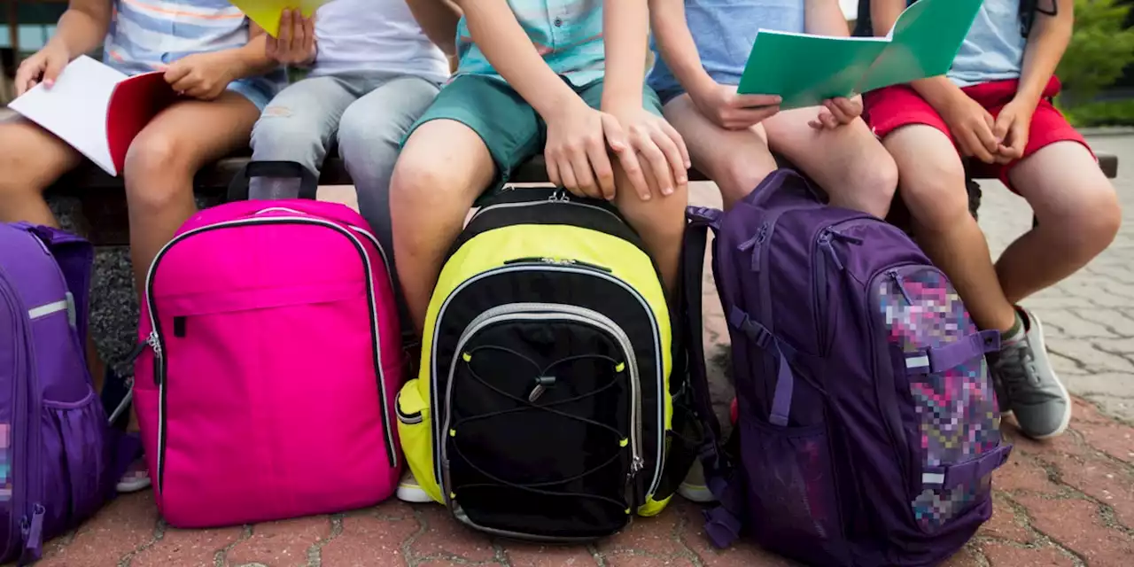 School district bans all backpacks, including clear ones, for rest of 2023