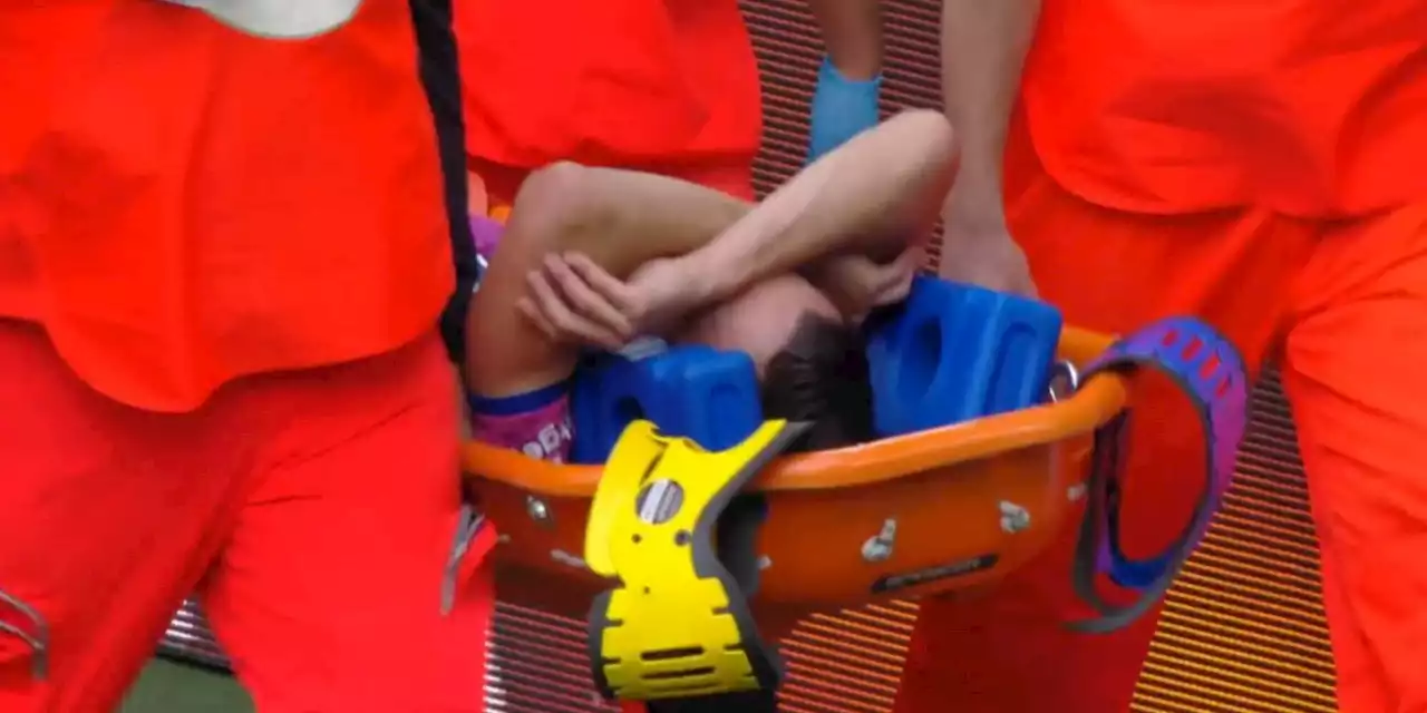 De Sciglio, incidente shock in Juve-Lecce: esce in lacrime dopo un impressionante infortunio