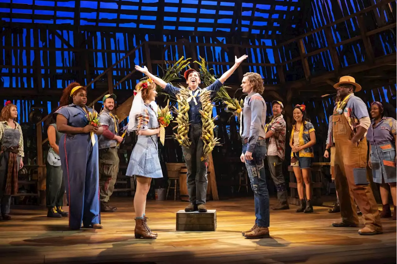 ‘Shucked’, ‘Kimberly Akimbo’, ‘Fat Ham’ Could See Sales Boost With Tony Nominations – Broadway Box Office