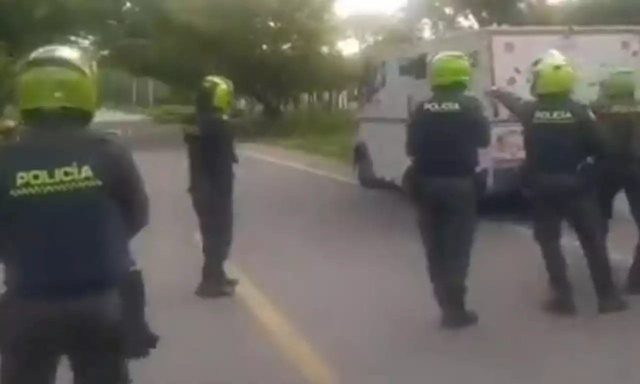 Video: rescatan a hija de presuntos ladrones de carro de valores en Valledupar