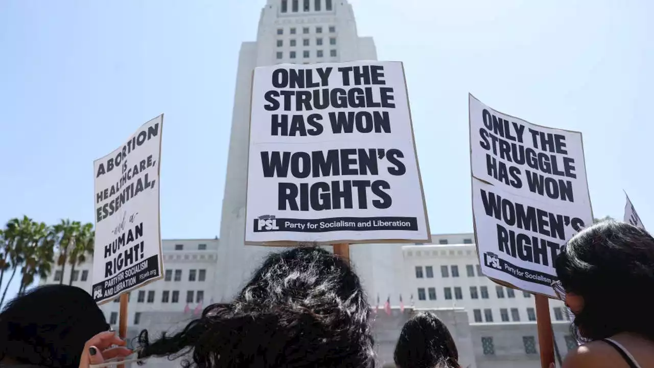 California hotline to provide legal help related to abortion