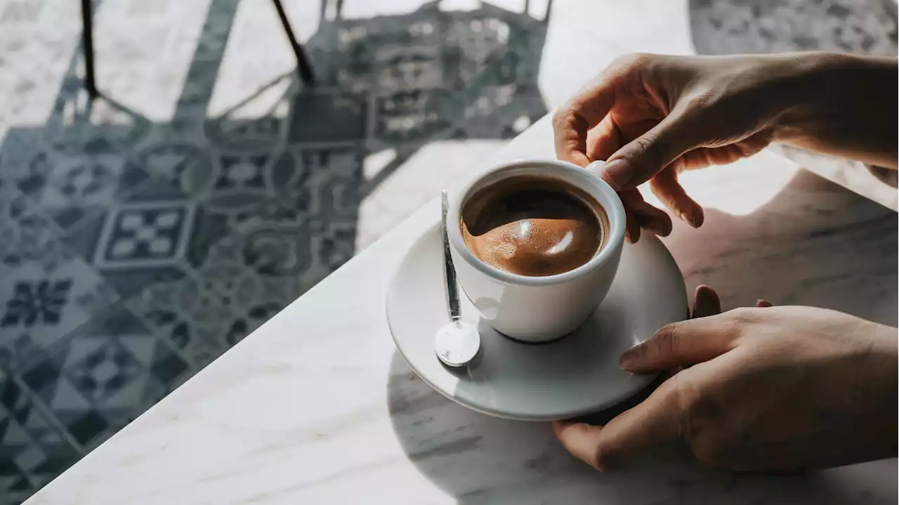 Pourquoi vous devriez mettre du sel dans votre café