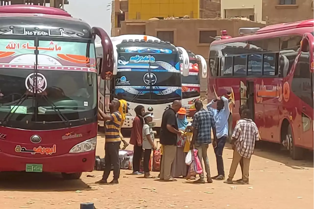 More than 430,000 have fled homes amid Sudan fighting: UN ​