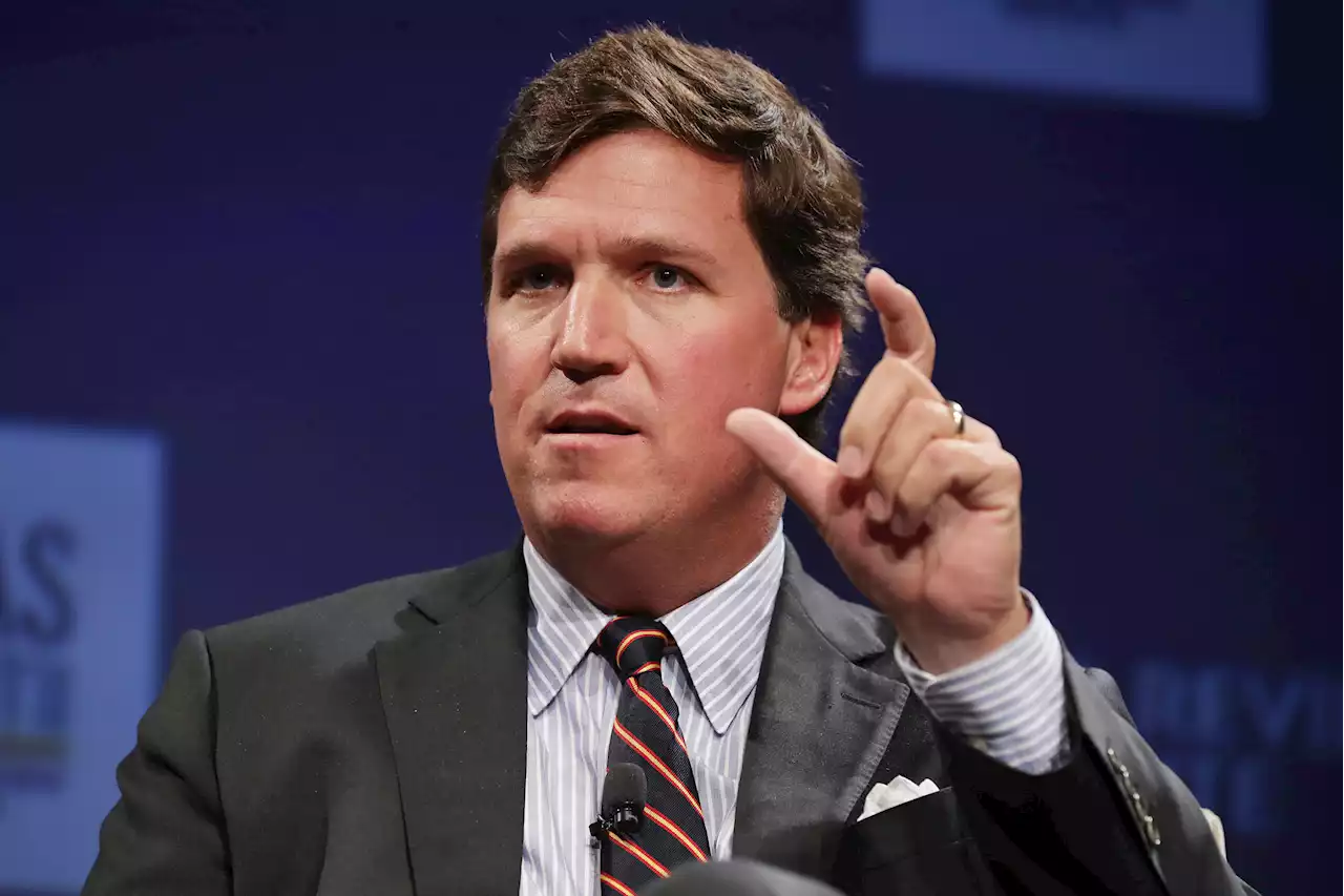 The Tucker Carlson text that spooked Fox: 'It's not how white men fight'