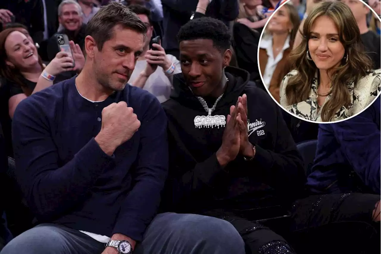 Aaron Rodgers teased Sauce Gardner over Jessica Alba cluelessness