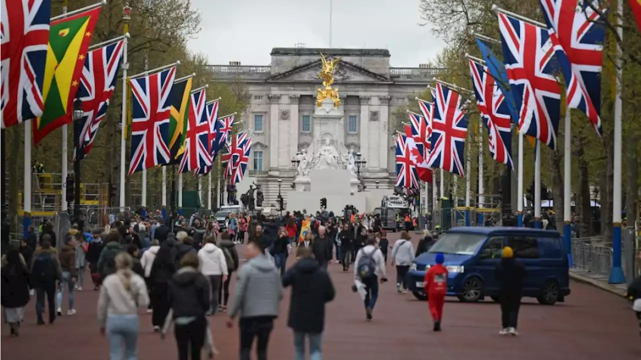 Hombre armado detenido y detonación controlada en el palacio de Buckingham días antes de la coronación