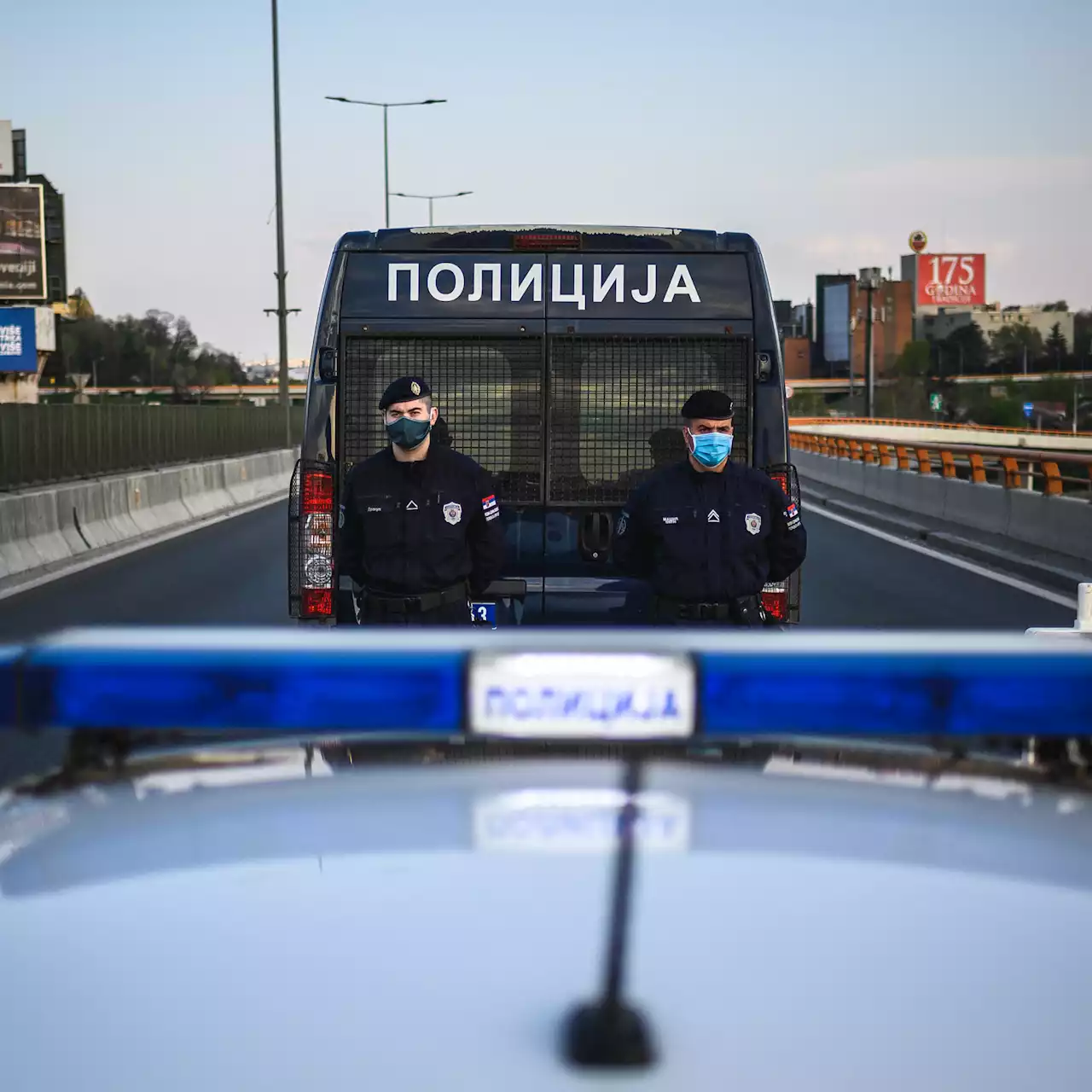 Fusillade dans une école à Belgrade : 8 élèves et un gardien tués par un adolescent