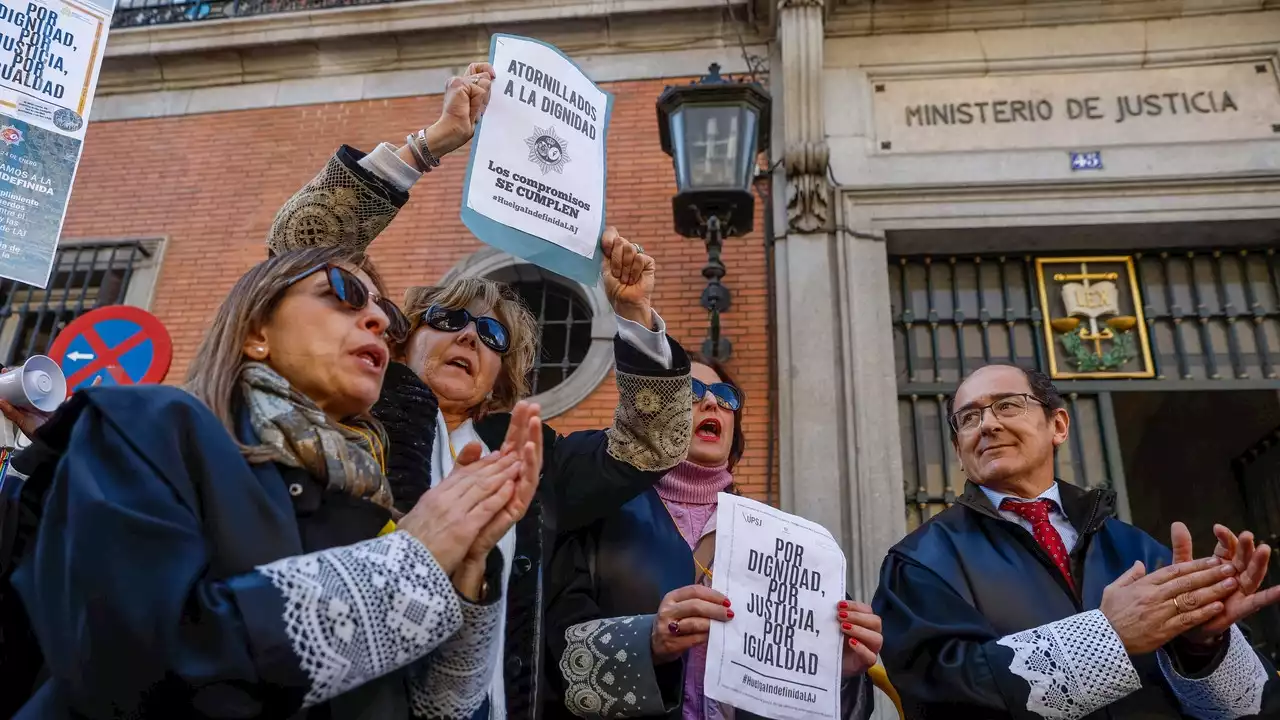 El Gobierno afronta una reunión clave con jueces y fiscales para evitar la huelga indefinida