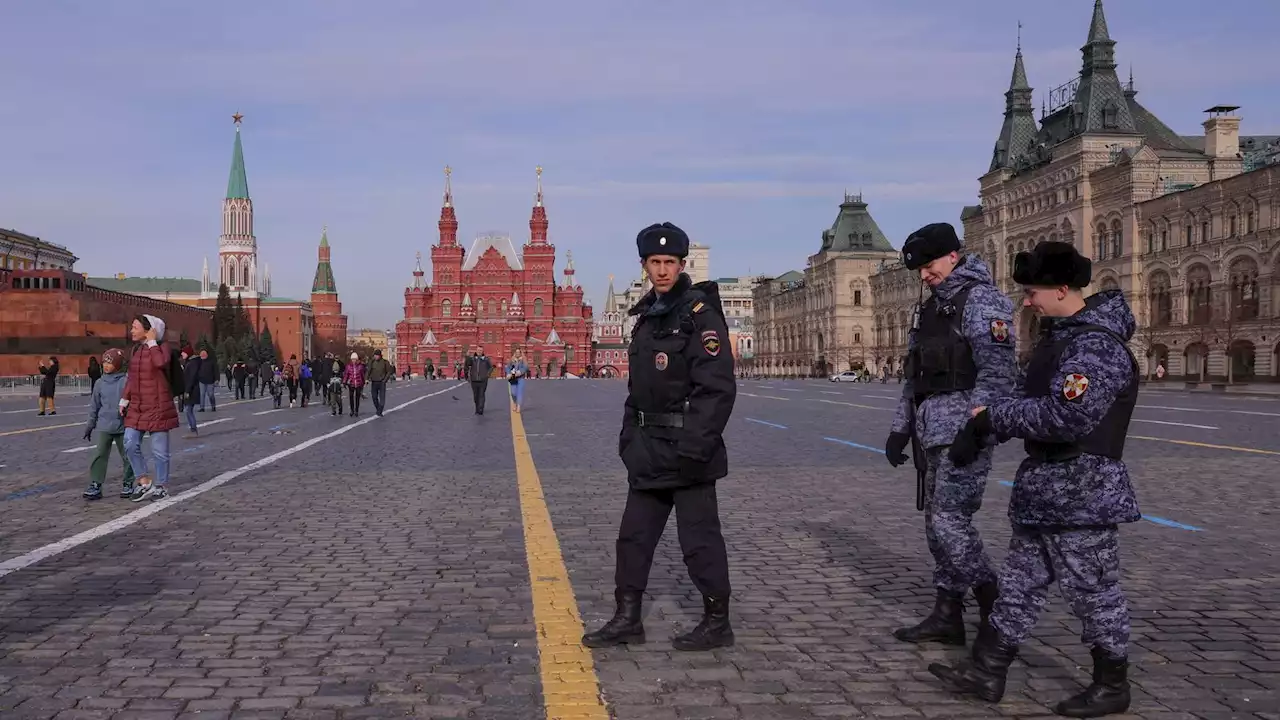 Ukraine war: Russia's Victory Day celebrations scaled back over fears of attack