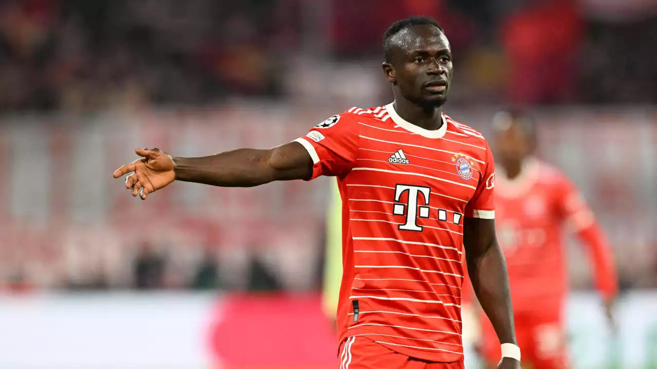 FC Bayern: Top-Star Sadio Mané isoliert