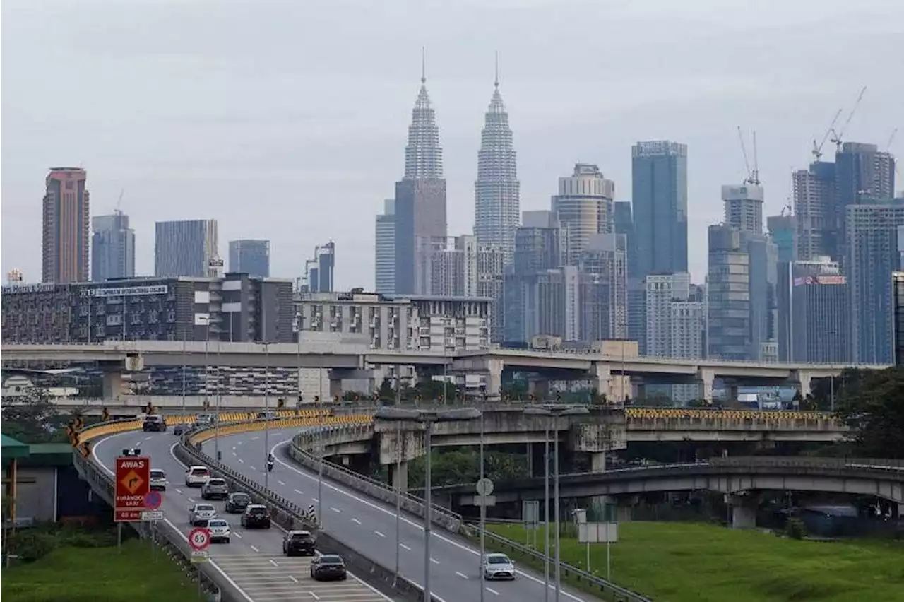 Malaysia to move to dual network model for 5G after expanding coverage