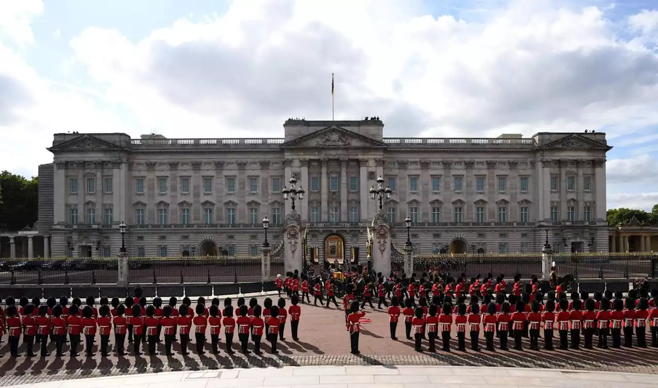 Arrestation d’un homme soupçonné d’être armé près de Buckingham Palace