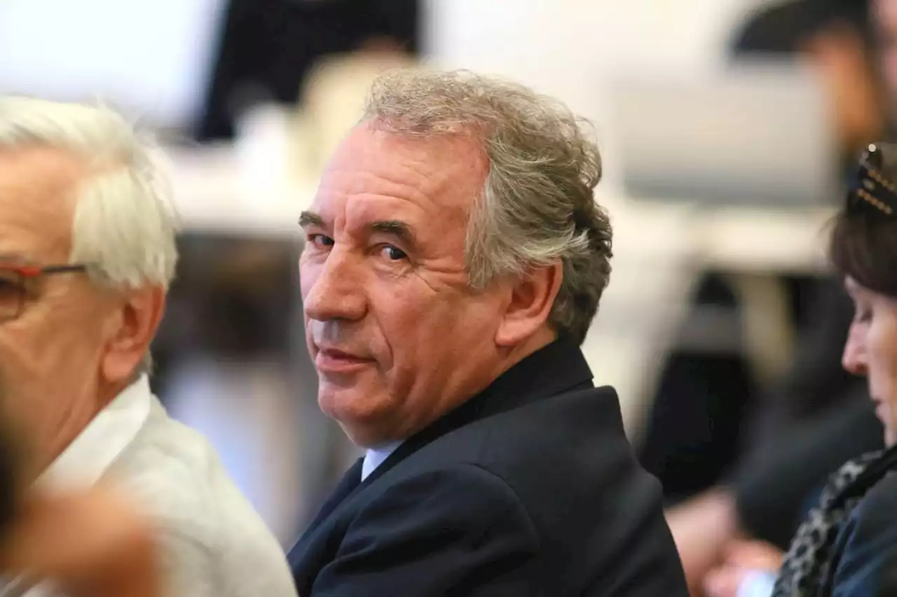 Fin de vie : François Bayrou exprime ses réserves sur le projet de loi