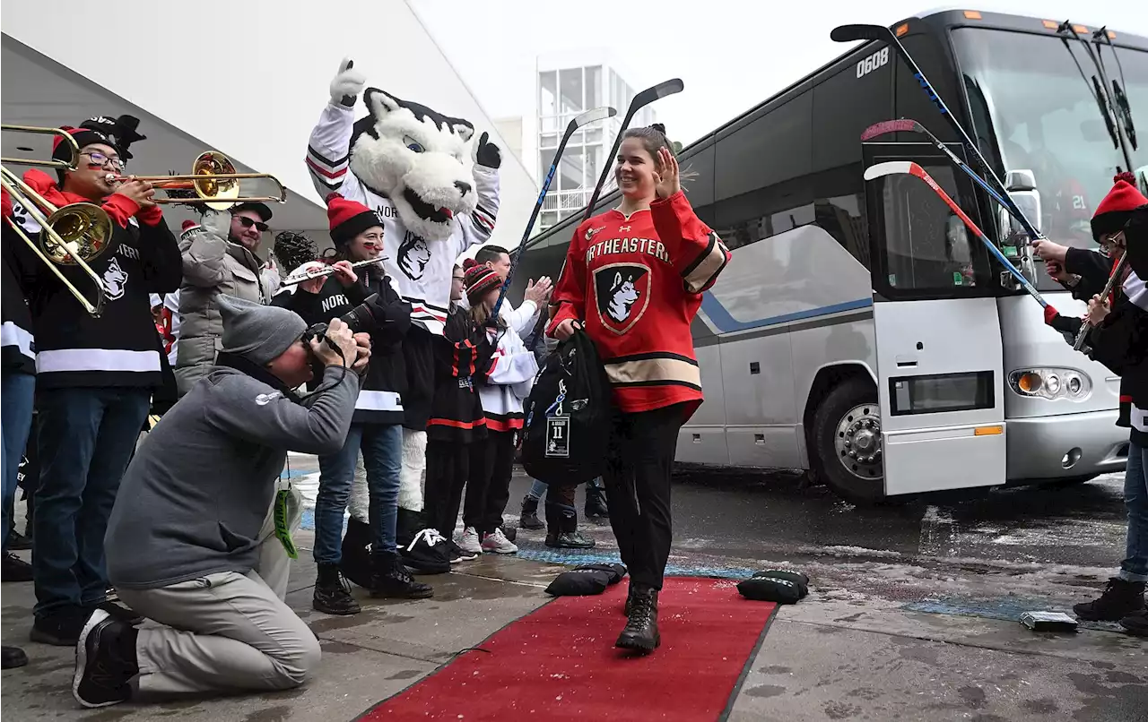 Der Traum der Alina Müller – Jetzt kann sie auch als Frau vom Eishockey leben