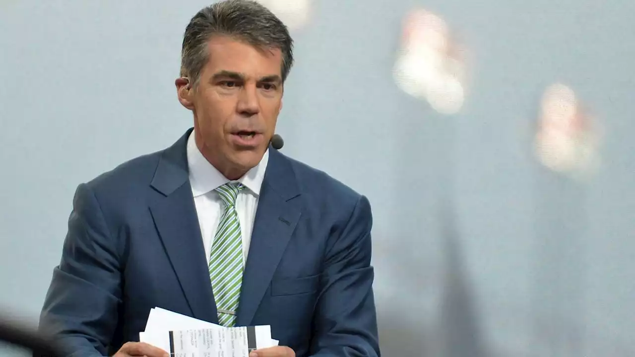 ESPN reportedly replacing Steve Levy with Chris Fowler for No. 2 'Monday Night Football' booth