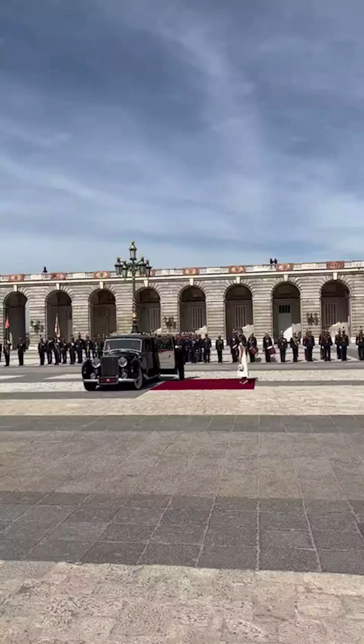 Los reyes de España recibieron con honores a Gustavo Petro en su visita de Estado