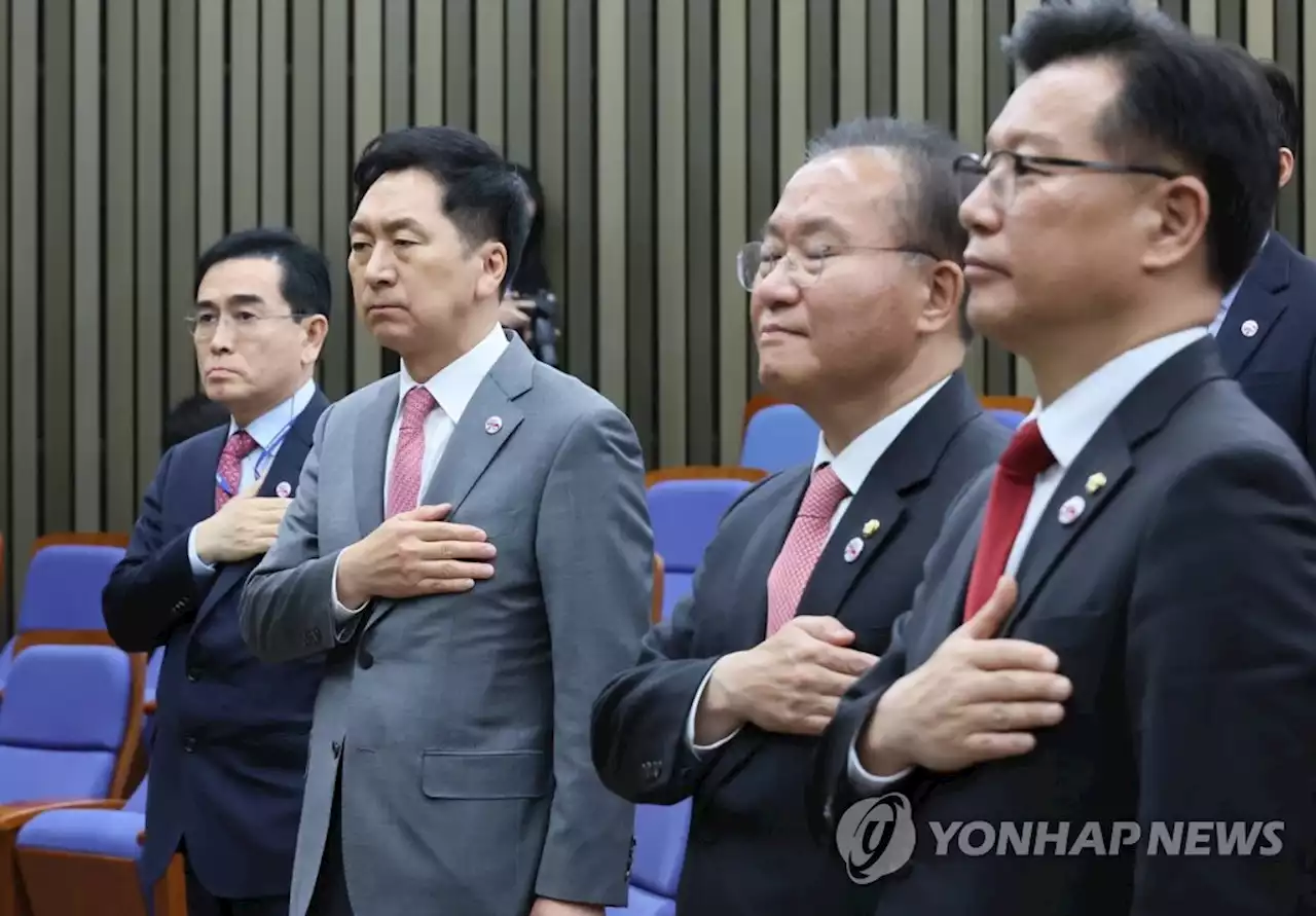 '태영호 녹취' 與설왕설래…'태의원이 과장' '터질게 터졌다' | 연합뉴스