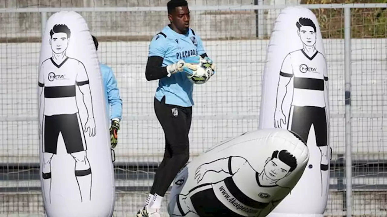 SAD procura concorrência para Bruno Varela (Vitória de Guimarães)