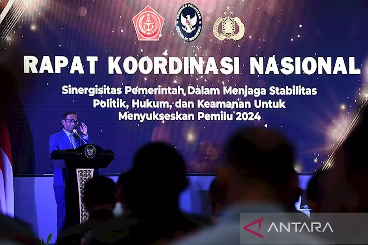 Kemarin, isu kebocoran putusan MK hingga Jokowi bertemu pemred media