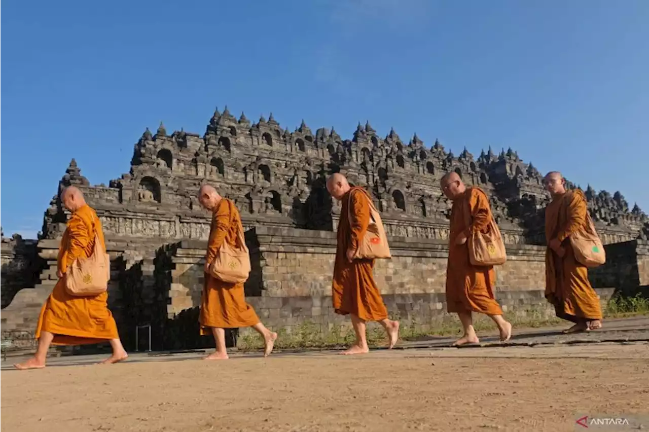 Tips rayakan Festival Lampion Waisak 2023 di Candi Borobudur