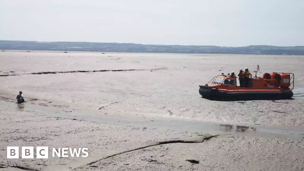 Hoylake RNLI hovercraft rescues woman stuck in waist-deep mud