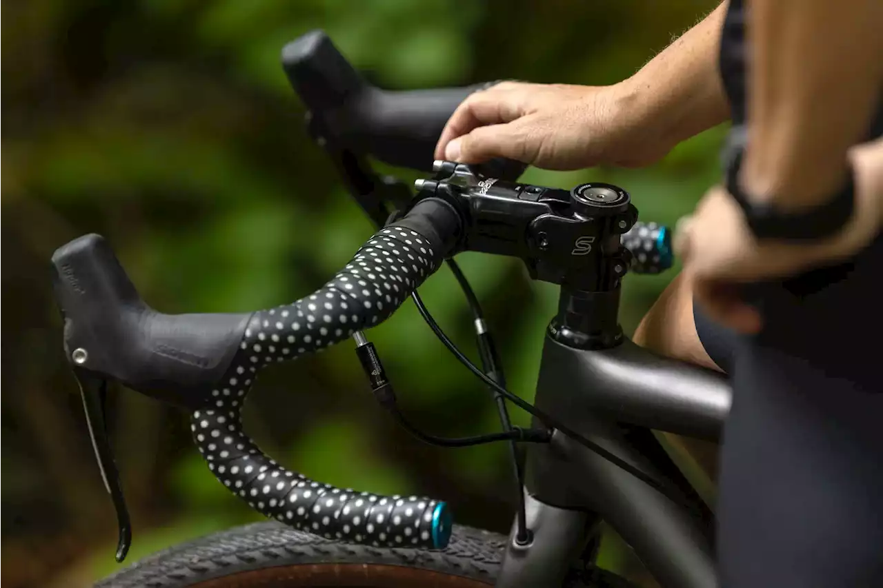 Cane Creek eeSilk suspension stem adds a simpler option