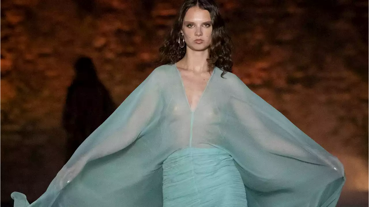 5 Things To Know About Alberta Ferretti’s Fellini-Infused Resort 2024 Show In Rimini