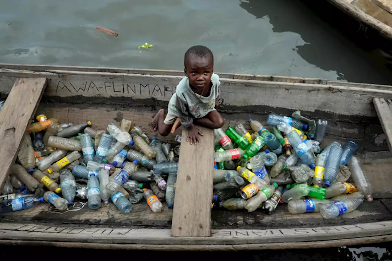 UN talks on treaty to end global plastic pollution open in Paris | The Associated Press