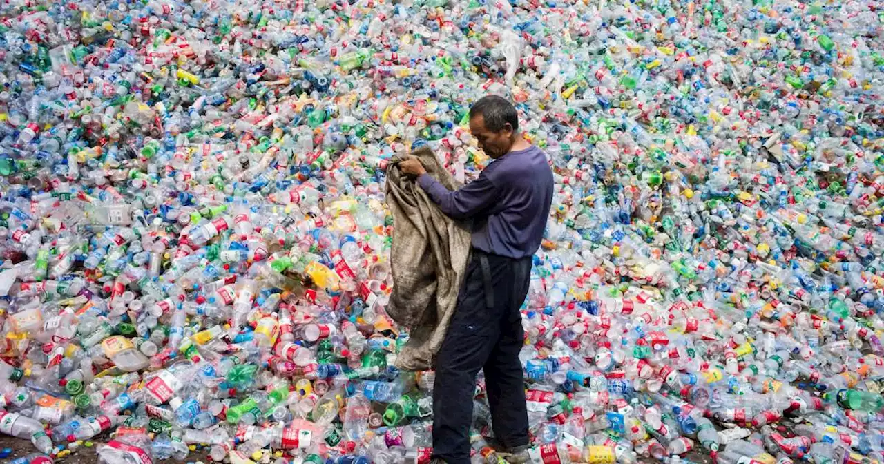 Pendant que vous dormiez. Plastique, Kiev, Canada, Ouganda : les informations de la nuit