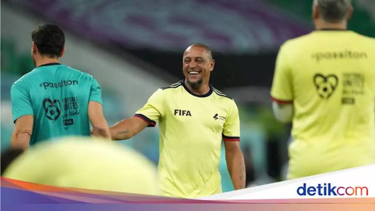 Roberto Carlos Sampai Materazzi Datang ke Indonesia!