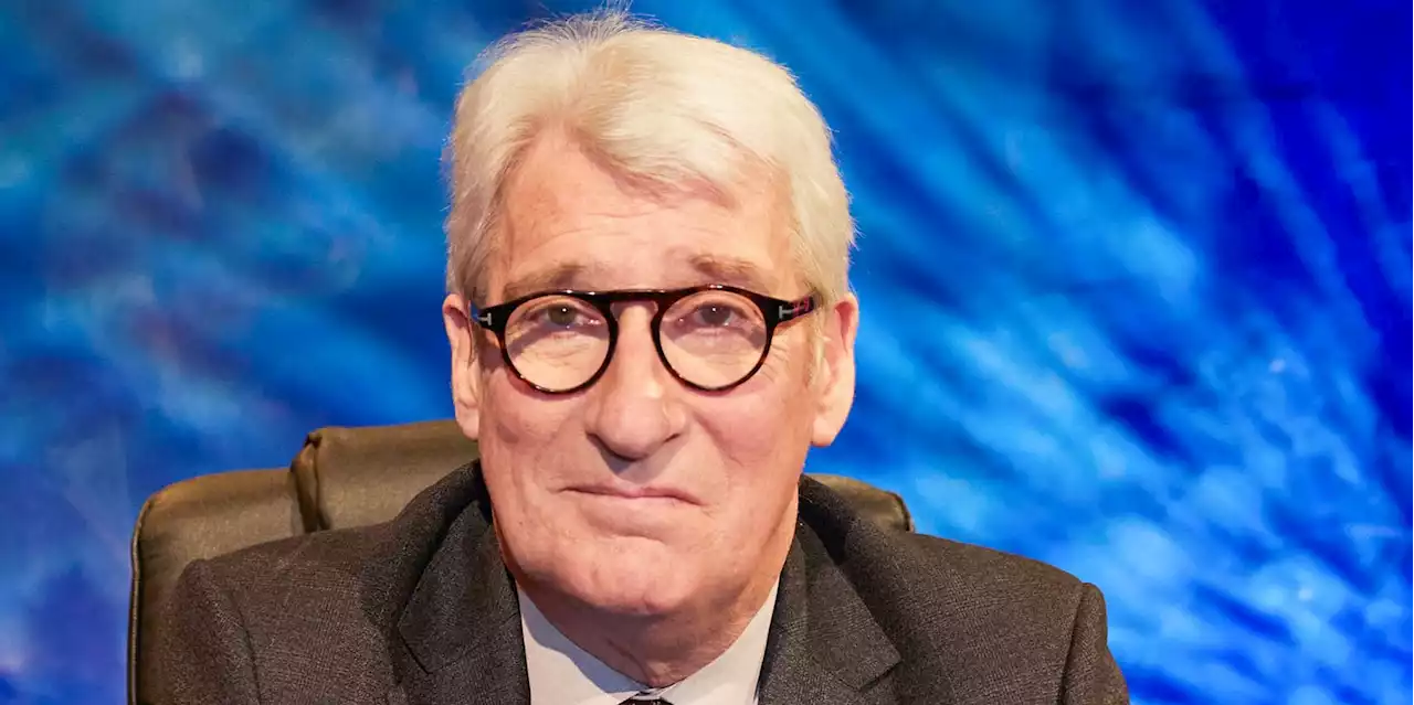 Jeremy Paxman bids farewell to University Challenge in final show