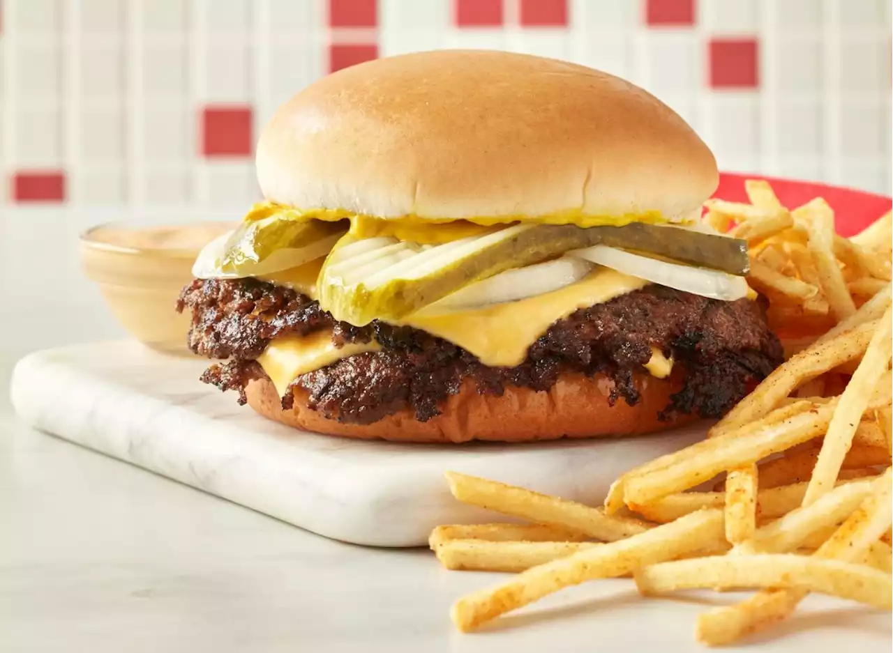 6 Fast-Food Chains That Serve the Most Authentic Steakburgers