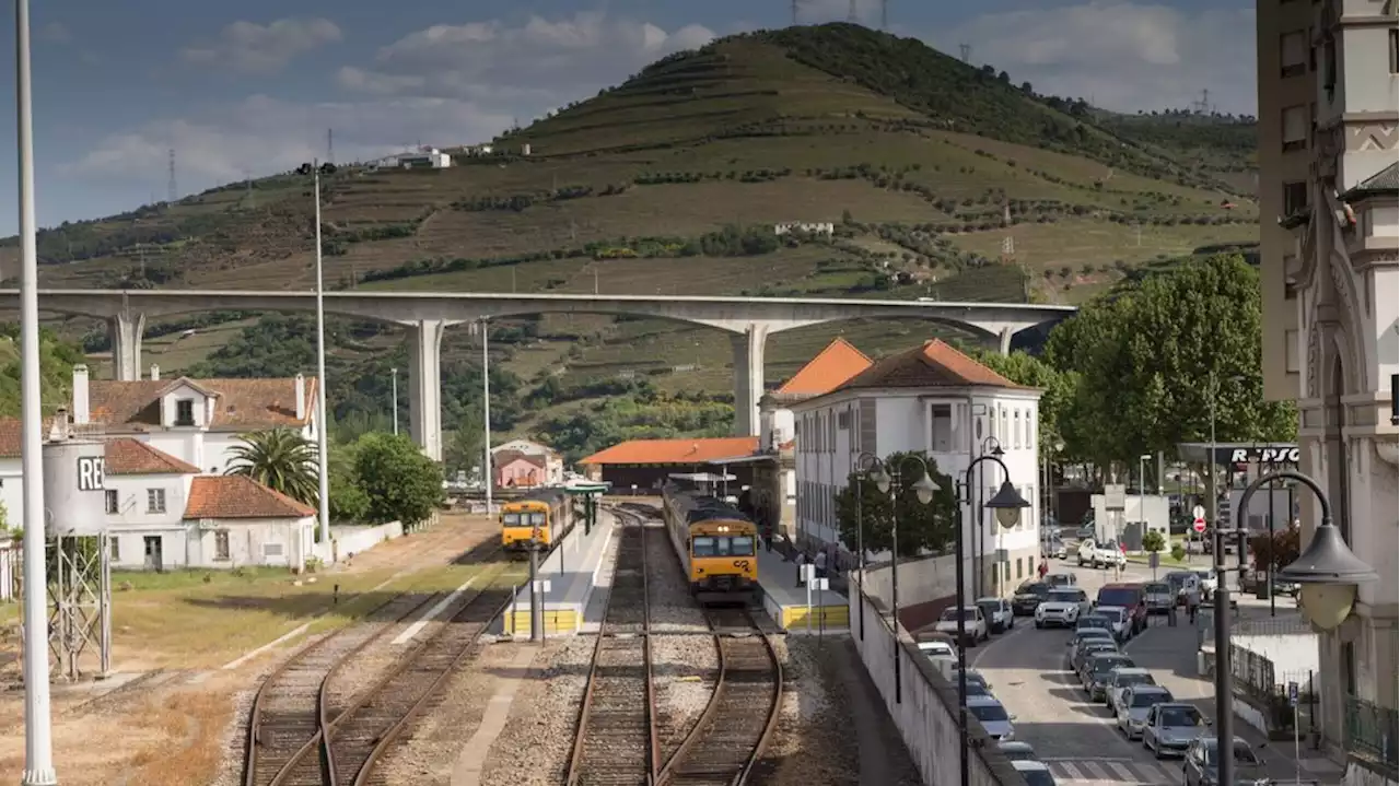 Concurso para comboio elétrico na Régua lançado em junho