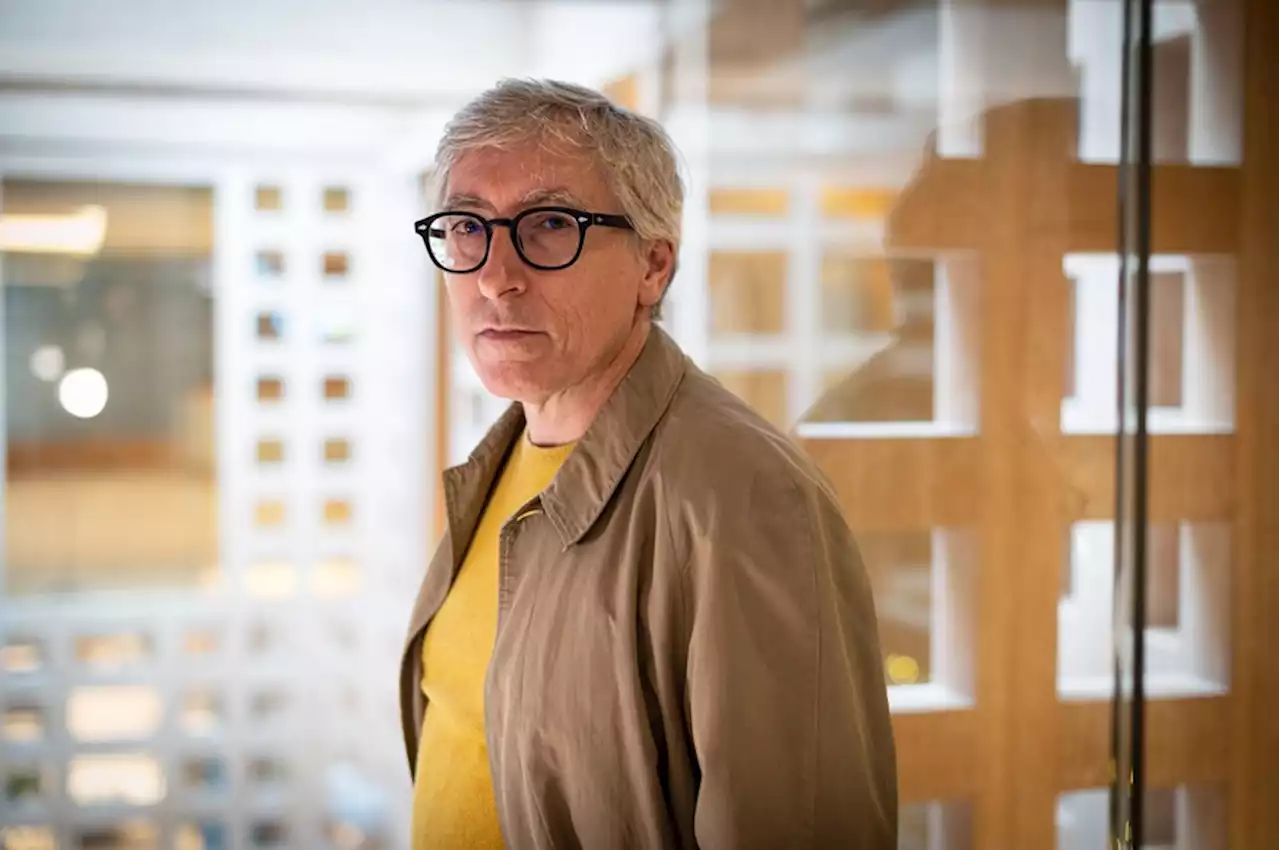 David Trueba dirige una serie sobre la historia de la reina Sofía