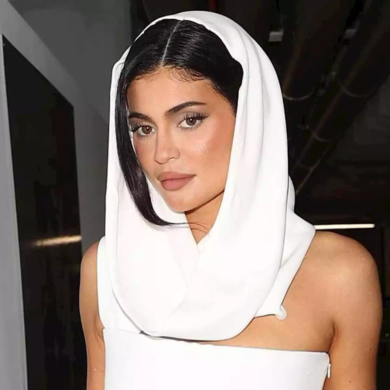 Kylie Jenner Officially Kicks Off Summer With 3 White Hot Looks - E! Online