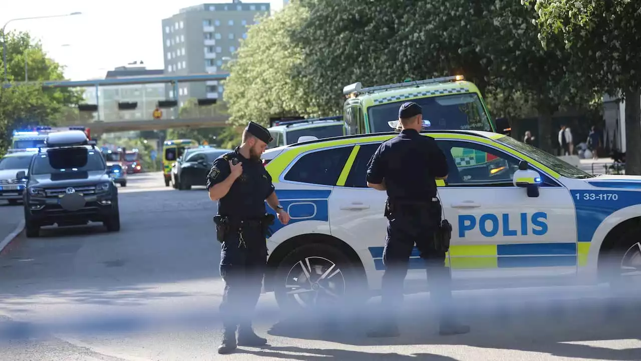 JUST NU: En död efter skottlossning i Solna: ”Sköt mot varandra”