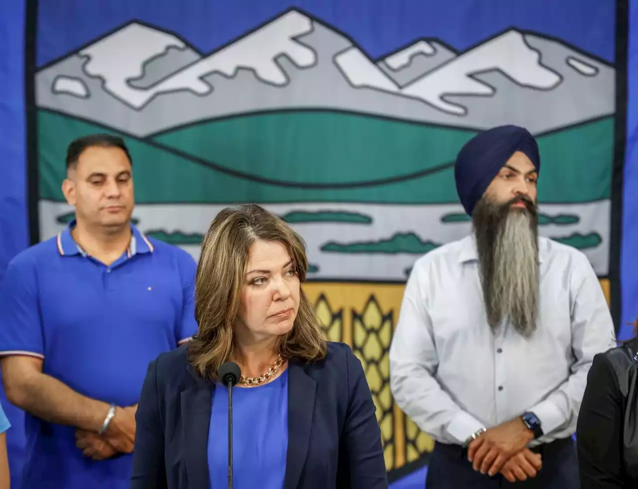 Danielle Smith wins over Albertans, but governing a divided province won’t be easy