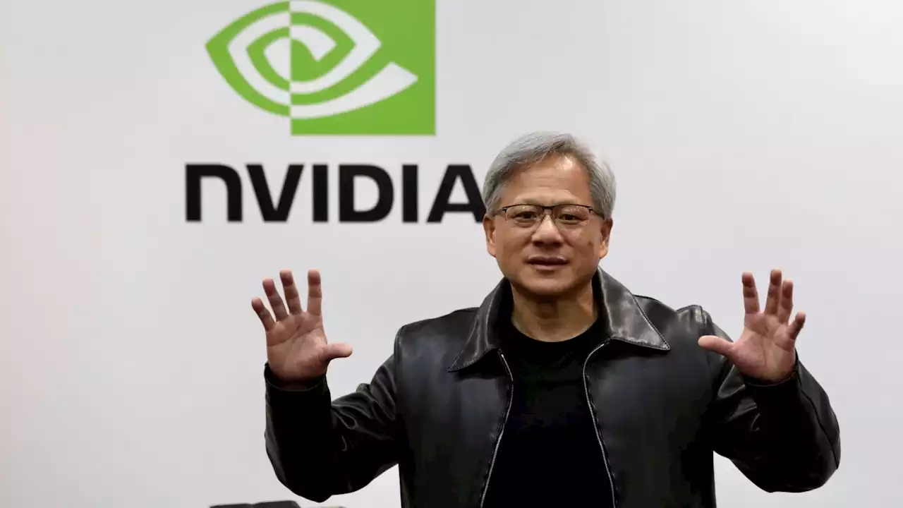 L'intelligenza artificiale spinge Nvidia nel club 1 trillion. Un nuovo colosso nella sfida fra Usa e Cina (di C. Scozzari)