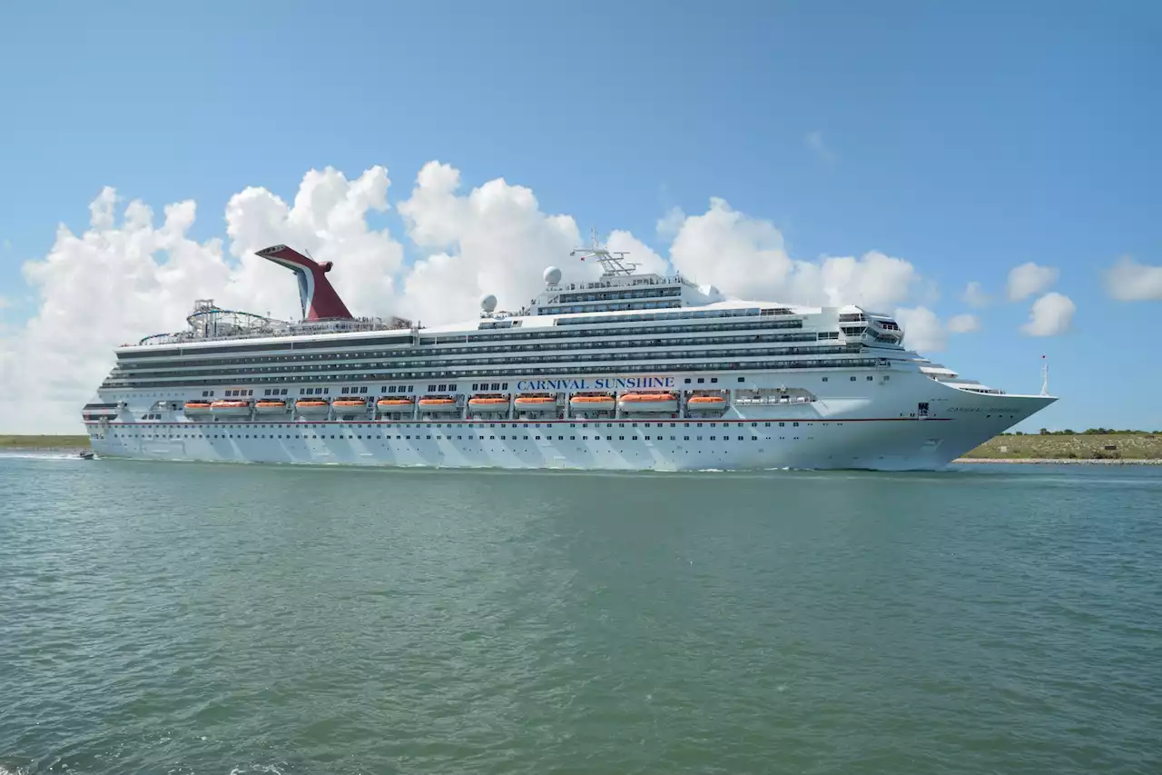 WATCH: Cruise Ship Passengers Terrified During Rough Return To Charleston