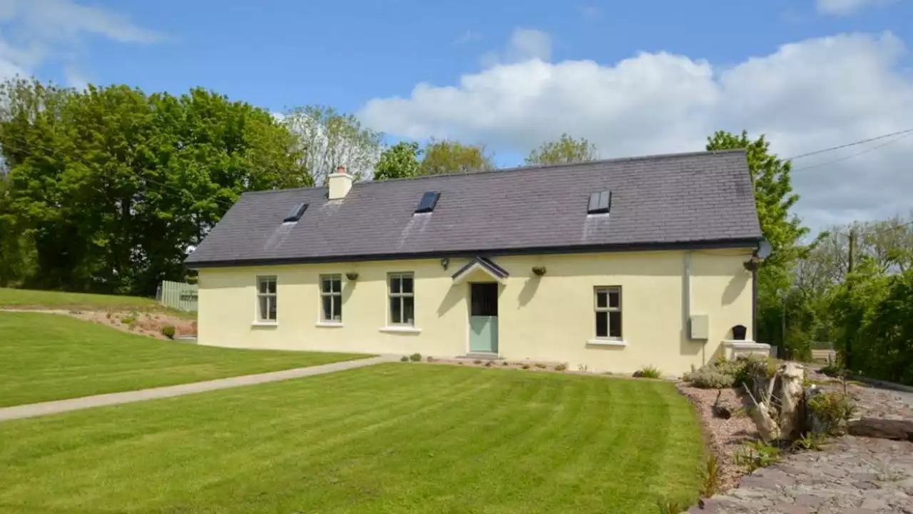 This charming traditional cottage in Cork is on the market for €295,000 | IMAGE.ie