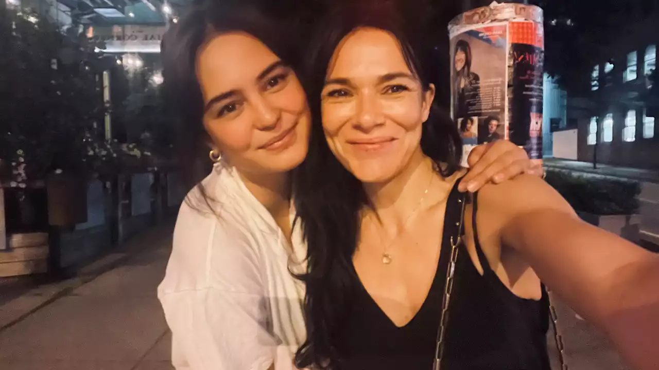 Courtney Eaton and Simone Kessell Have a Meeting of the Lotties