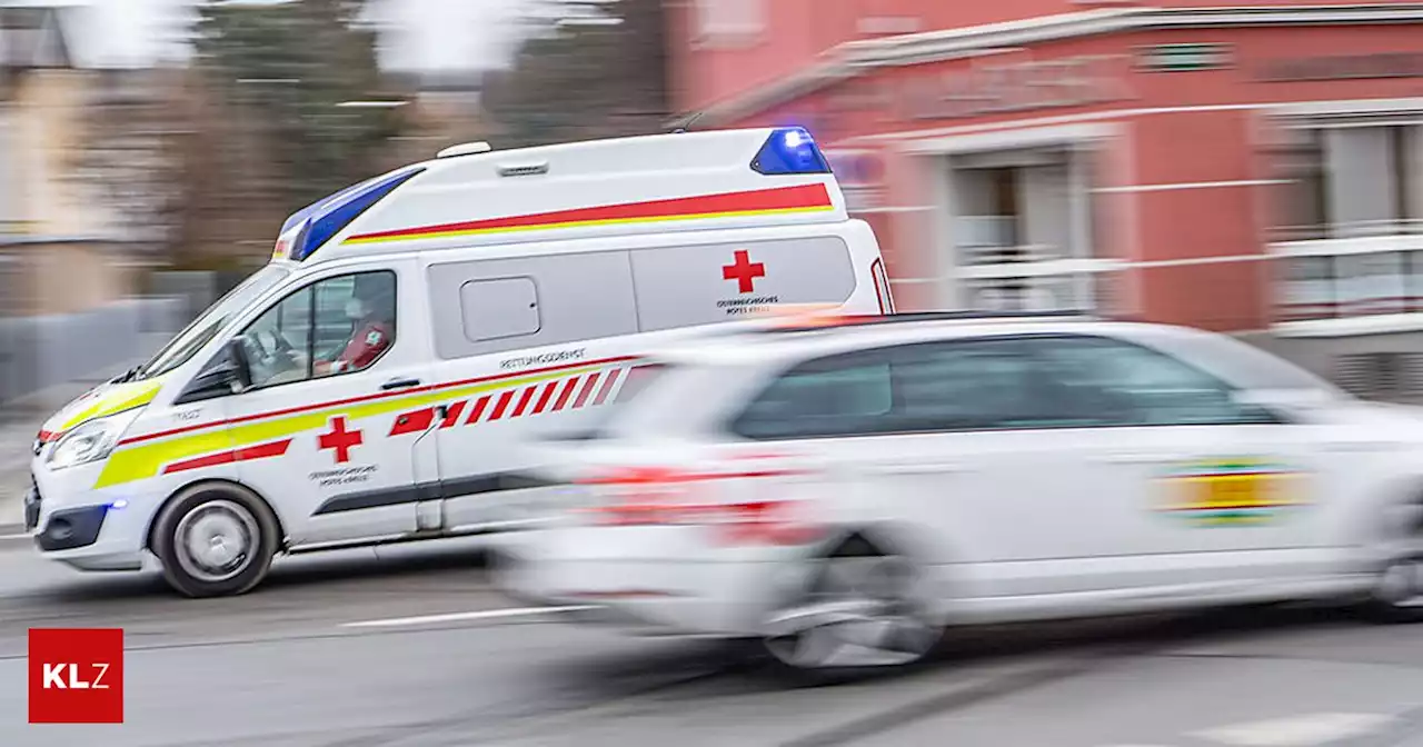 Zwischen Lkw eingeklemmt: Ein Toter bei Unfall auf A9 südlich von Graz