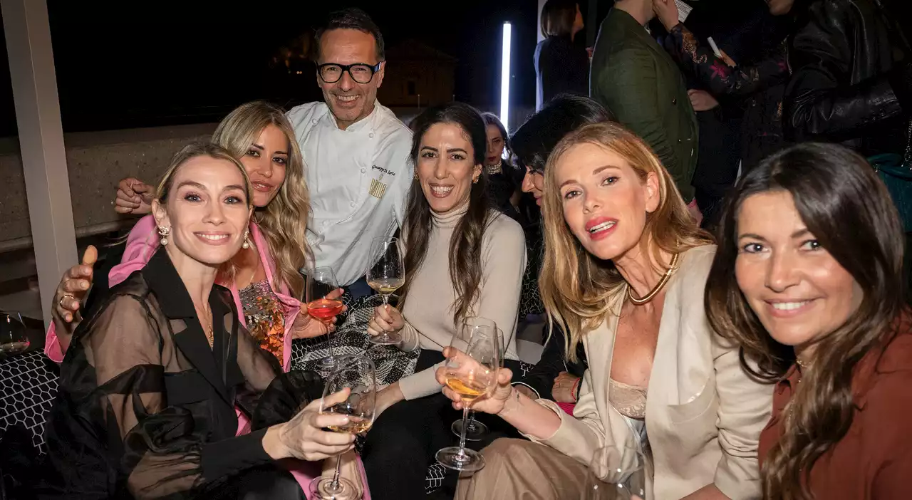 Rhinoceros, parata di Vip all'opening del rooftop: da Alessia Marcuzzi a Eleonora Abbagnale