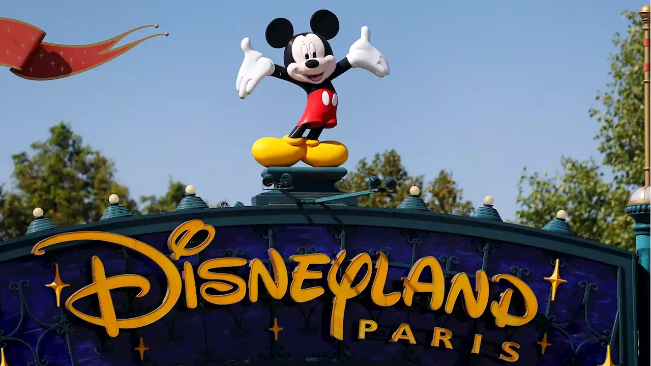 Mickey voit rouge, Disneyland Paris face à une crise inédite