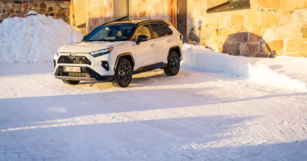 Test Toyota RAV4 GR Sport : la référence des SUV hybrides